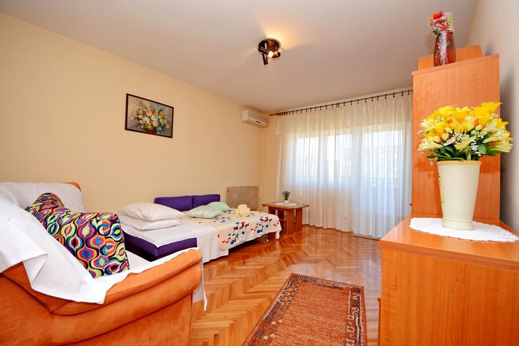 Apartment Franko Zara Esterno foto
