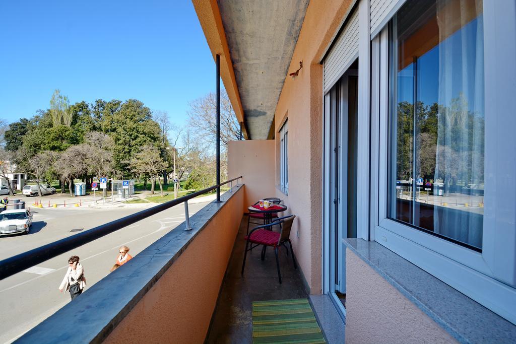 Apartment Franko Zara Esterno foto