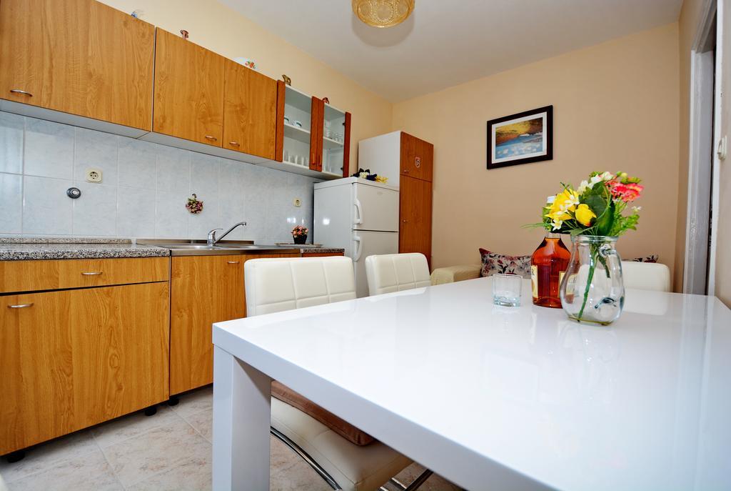 Apartment Franko Zara Esterno foto