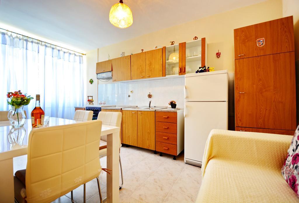 Apartment Franko Zara Esterno foto